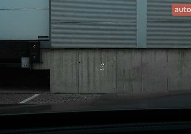 Серый Мерседес Е-Класс, объемом двигателя 4 л и пробегом 42 тыс. км за 89000 $, фото 33 на Automoto.ua