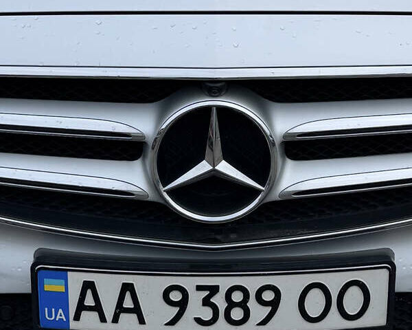 Сірий Мерседес Е-Клас, об'ємом двигуна 1.99 л та пробігом 123 тис. км за 35000 $, фото 5 на Automoto.ua