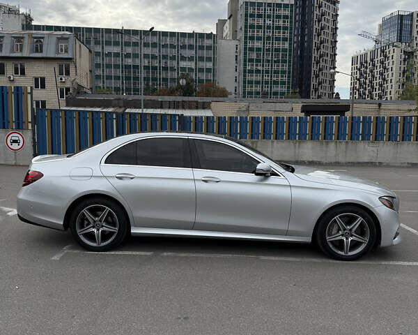 Серый Мерседес Е-Класс, объемом двигателя 1.99 л и пробегом 135 тыс. км за 31700 $, фото 14 на Automoto.ua