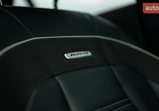 Серый Мерседес Е-Класс, объемом двигателя 4 л и пробегом 42 тыс. км за 89000 $, фото 30 на Automoto.ua