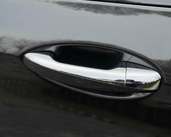 Сірий Мерседес Е-Клас, об'ємом двигуна 1.99 л та пробігом 41 тис. км за 48700 $, фото 13 на Automoto.ua