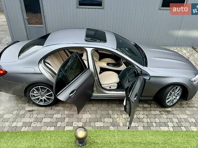 Серый Мерседес Е-Класс, объемом двигателя 3 л и пробегом 108 тыс. км за 52900 $, фото 89 на Automoto.ua