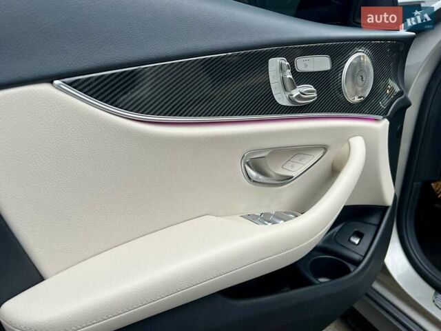 Серый Мерседес Е-Класс, объемом двигателя 3 л и пробегом 108 тыс. км за 52900 $, фото 16 на Automoto.ua