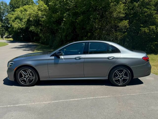 Серый Мерседес Е-Класс, объемом двигателя 2 л и пробегом 23 тыс. км за 24100 $, фото 3 на Automoto.ua