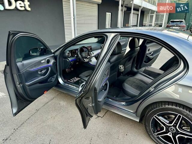 Серый Мерседес Е-Класс, объемом двигателя 1.95 л и пробегом 70 тыс. км за 49900 $, фото 39 на Automoto.ua