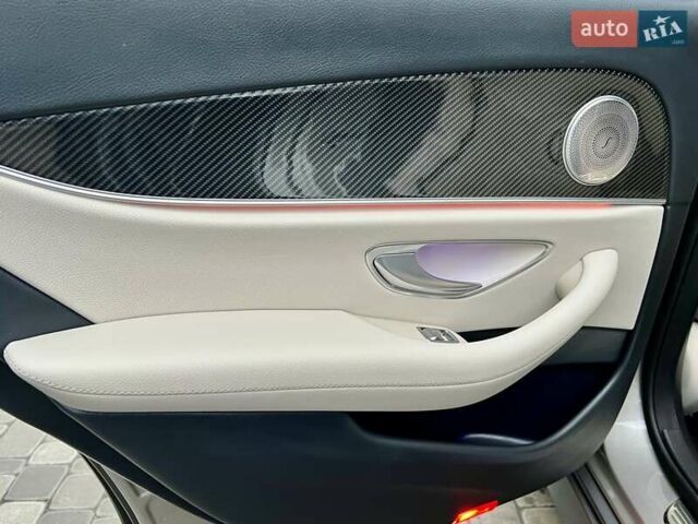 Серый Мерседес Е-Класс, объемом двигателя 3 л и пробегом 108 тыс. км за 52900 $, фото 30 на Automoto.ua