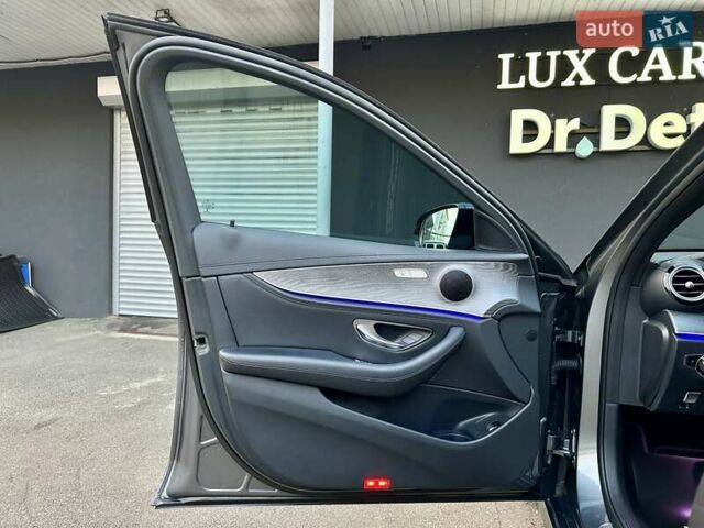 Серый Мерседес Е-Класс, объемом двигателя 1.95 л и пробегом 70 тыс. км за 49900 $, фото 36 на Automoto.ua