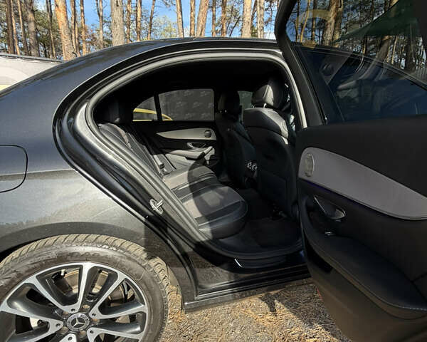 Сірий Мерседес Е-Клас, об'ємом двигуна 1.95 л та пробігом 175 тис. км за 45900 $, фото 4 на Automoto.ua