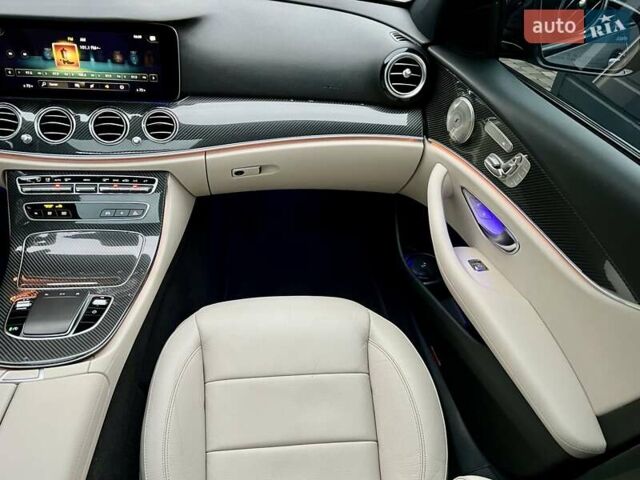 Серый Мерседес Е-Класс, объемом двигателя 3 л и пробегом 108 тыс. км за 52900 $, фото 68 на Automoto.ua