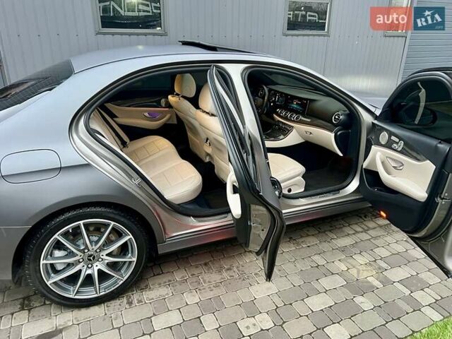 Серый Мерседес Е-Класс, объемом двигателя 3 л и пробегом 108 тыс. км за 52900 $, фото 88 на Automoto.ua