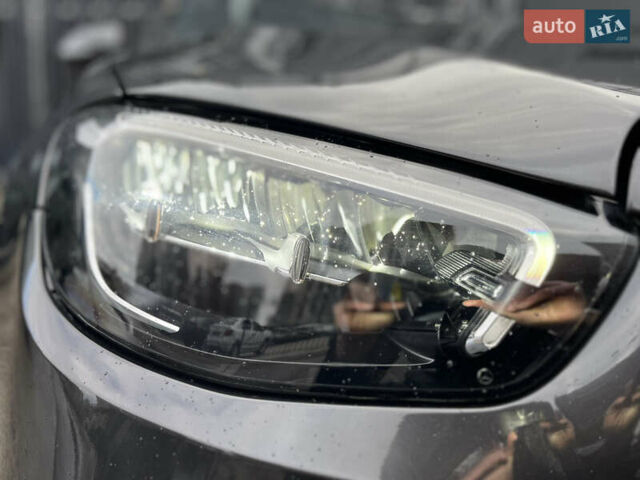 Серый Мерседес Е-Класс, объемом двигателя 1.99 л и пробегом 51 тыс. км за 55000 $, фото 2 на Automoto.ua