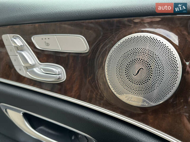 Серый Мерседес Е-Класс, объемом двигателя 1.99 л и пробегом 51 тыс. км за 55000 $, фото 17 на Automoto.ua