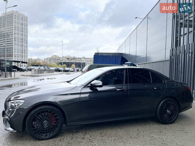 Серый Мерседес Е-Класс, объемом двигателя 1.99 л и пробегом 51 тыс. км за 55000 $, фото 4 на Automoto.ua