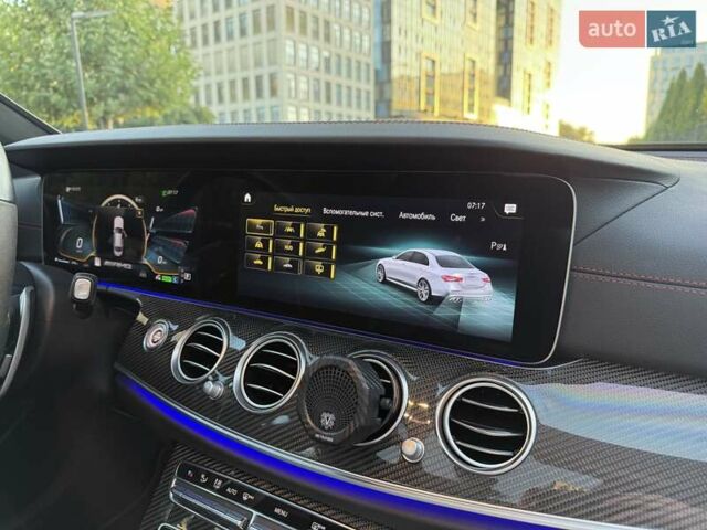 Серый Мерседес Е-Класс, объемом двигателя 3 л и пробегом 50 тыс. км за 79000 $, фото 41 на Automoto.ua