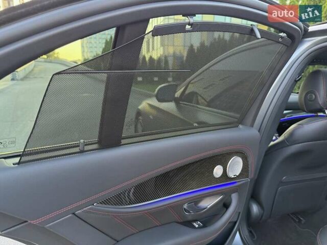 Серый Мерседес Е-Класс, объемом двигателя 3 л и пробегом 50 тыс. км за 79000 $, фото 28 на Automoto.ua