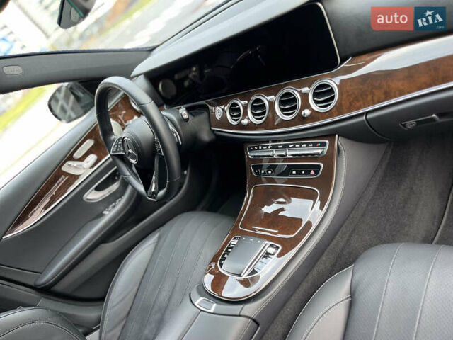 Серый Мерседес Е-Класс, объемом двигателя 1.99 л и пробегом 51 тыс. км за 55000 $, фото 9 на Automoto.ua