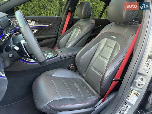 Сірий Мерседес Е-Клас, об'ємом двигуна 3 л та пробігом 50 тис. км за 79000 $, фото 25 на Automoto.ua