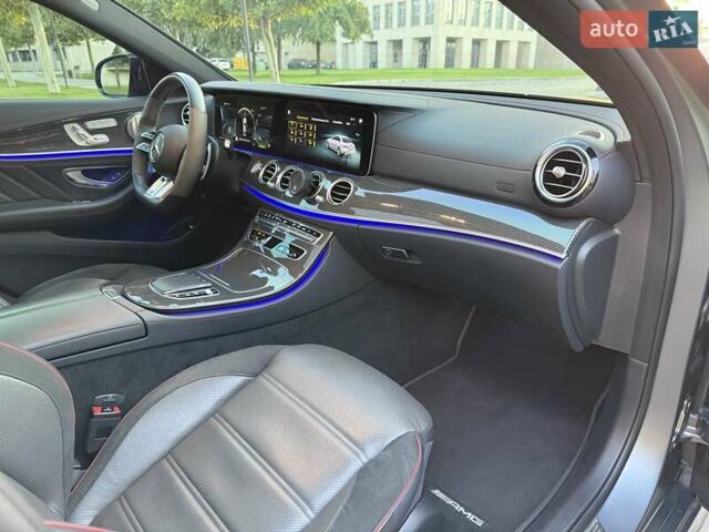 Серый Мерседес Е-Класс, объемом двигателя 3 л и пробегом 50 тыс. км за 78500 $, фото 38 на Automoto.ua