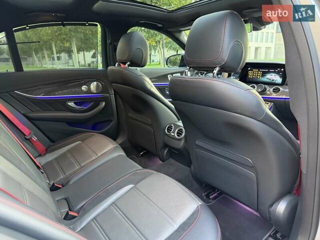 Серый Мерседес Е-Класс, объемом двигателя 3 л и пробегом 50 тыс. км за 79000 $, фото 33 на Automoto.ua