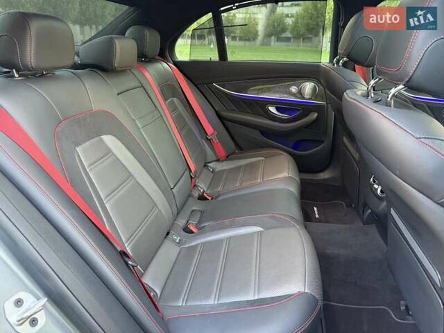 Серый Мерседес Е-Класс, объемом двигателя 3 л и пробегом 50 тыс. км за 79000 $, фото 34 на Automoto.ua