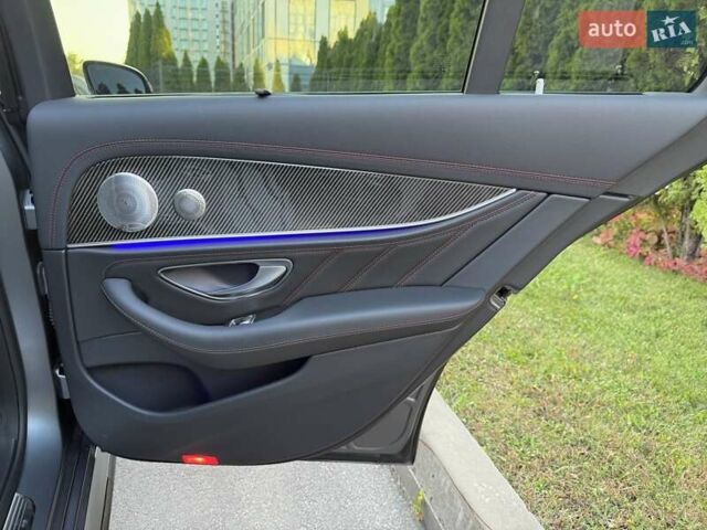 Сірий Мерседес Е-Клас, об'ємом двигуна 3 л та пробігом 50 тис. км за 79000 $, фото 32 на Automoto.ua