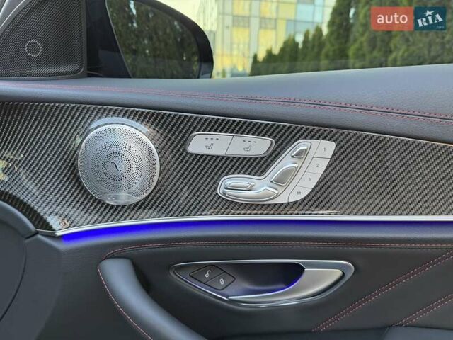 Серый Мерседес Е-Класс, объемом двигателя 3 л и пробегом 50 тыс. км за 79000 $, фото 36 на Automoto.ua