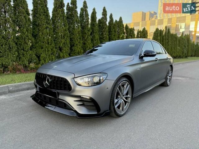 Серый Мерседес Е-Класс, объемом двигателя 3 л и пробегом 50 тыс. км за 82000 $, фото 1 на Automoto.ua