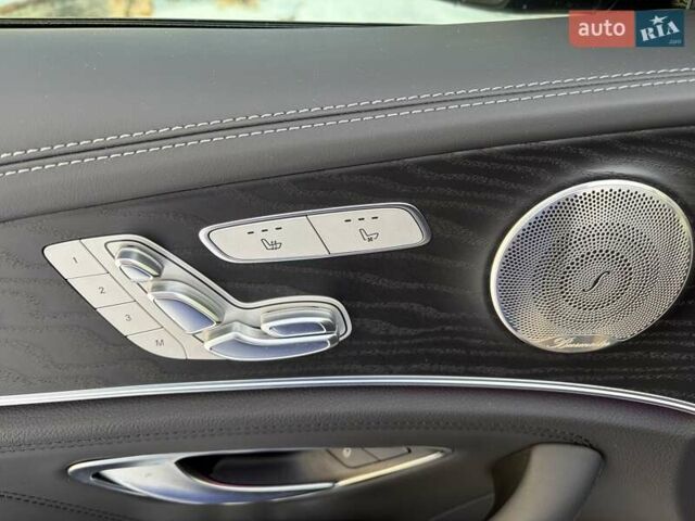 Серый Мерседес Е-Класс, объемом двигателя 3 л и пробегом 11 тыс. км за 99333 $, фото 13 на Automoto.ua