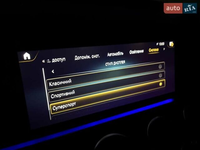 Серый Мерседес Е-Класс, объемом двигателя 3 л и пробегом 11 тыс. км за 99333 $, фото 115 на Automoto.ua