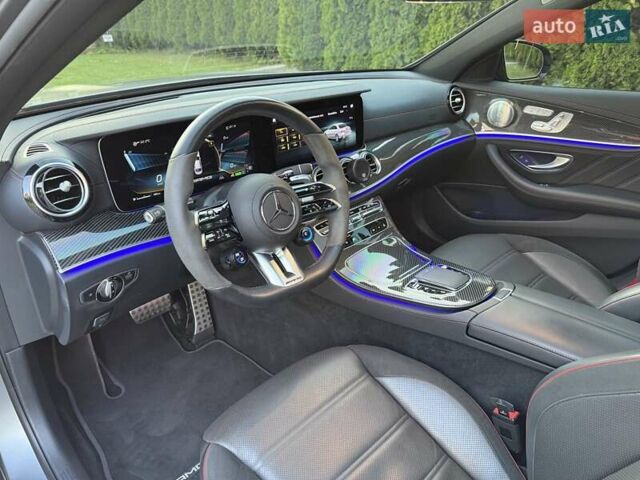 Серый Мерседес Е-Класс, объемом двигателя 3 л и пробегом 50 тыс. км за 79000 $, фото 24 на Automoto.ua