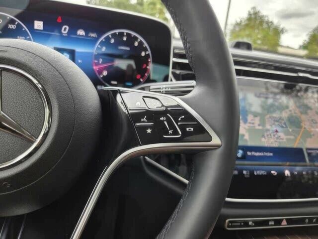 Серый Мерседес Е-Класс, объемом двигателя 2 л и пробегом 26 тыс. км за 33500 $, фото 10 на Automoto.ua