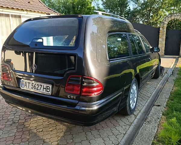 Серый Мерседес Е-Класс, объемом двигателя 2.2 л и пробегом 0 тыс. км за 10800 $, фото 3 на Automoto.ua