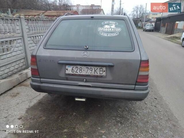 Серый Мерседес Е-Класс, объемом двигателя 2.5 л и пробегом 374 тыс. км за 1850 $, фото 8 на Automoto.ua