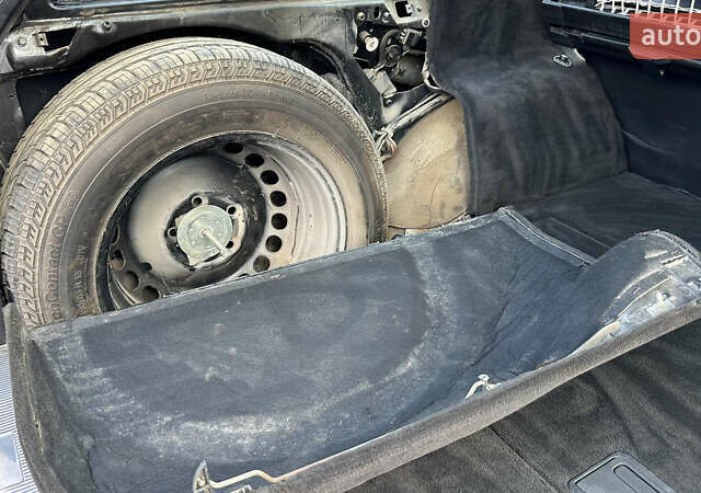 Серый Мерседес Е-Класс, объемом двигателя 3 л и пробегом 322 тыс. км за 3400 $, фото 8 на Automoto.ua