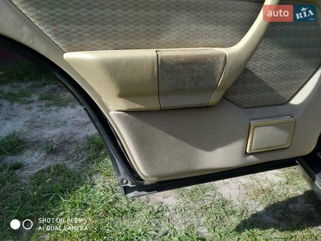 Сірий Мерседес Е-Клас, об'ємом двигуна 2.3 л та пробігом 500 тис. км за 2100 $, фото 25 на Automoto.ua