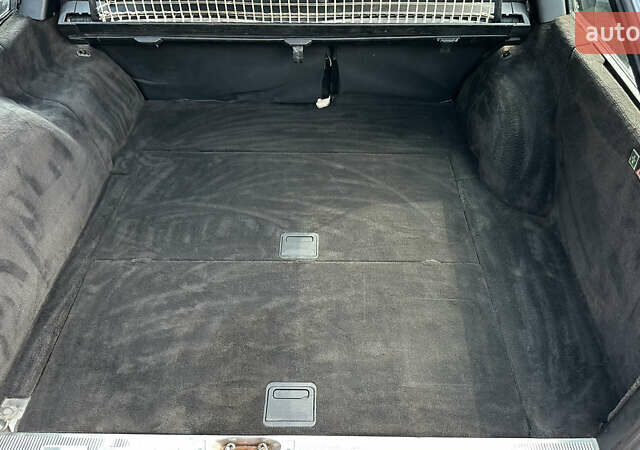 Серый Мерседес Е-Класс, объемом двигателя 3 л и пробегом 322 тыс. км за 3400 $, фото 26 на Automoto.ua