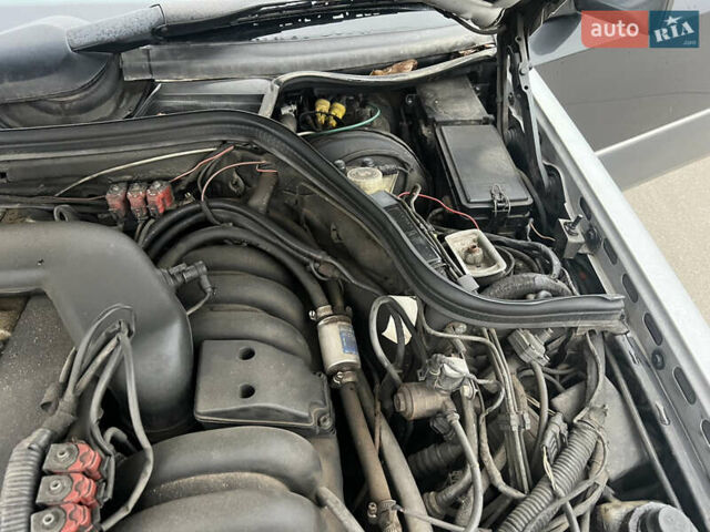 Серый Мерседес Е-Класс, объемом двигателя 2.8 л и пробегом 347 тыс. км за 1900 $, фото 35 на Automoto.ua