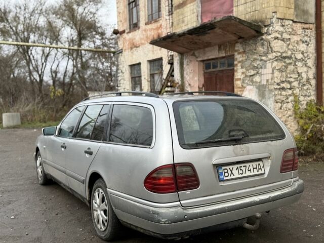 Серый Мерседес Е-Класс, объемом двигателя 2.9 л и пробегом 340 тыс. км за 2100 $, фото 5 на Automoto.ua