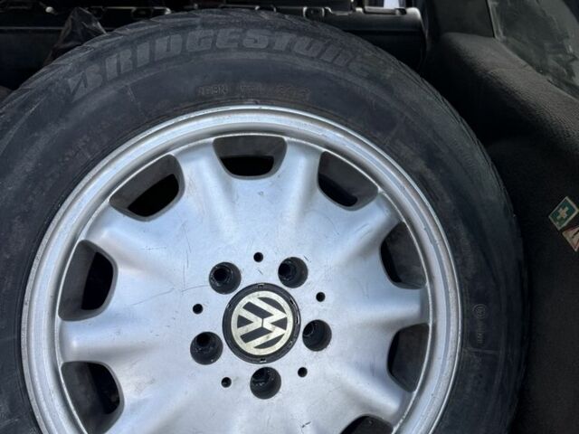 Серый Мерседес Е-Класс, объемом двигателя 2.9 л и пробегом 340 тыс. км за 2100 $, фото 7 на Automoto.ua