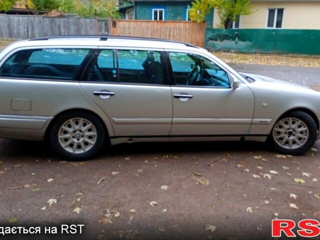 Серый Мерседес Е-Класс, объемом двигателя 2.4 л и пробегом 233 тыс. км за 3200 $, фото 1 на Automoto.ua