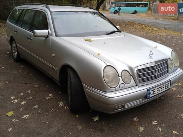 Серый Мерседес Е-Класс, объемом двигателя 2.4 л и пробегом 323 тыс. км за 3000 $, фото 2 на Automoto.ua