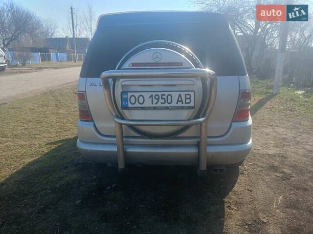 Сірий Мерседес Е-Клас, об'ємом двигуна 3 л та пробігом 320 тис. км за 7600 $, фото 3 на Automoto.ua