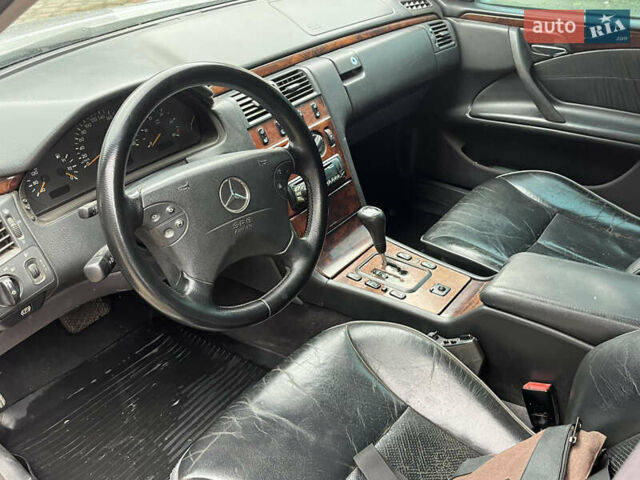 Мерседес Е-Класс 1999 в Хусте на Automoto.ua Серый Мерседес Е-Класс, объемом двигателя 3.2 л и пробегом 580 тыс. км за 3000 $, фото 9 на Automoto.ua