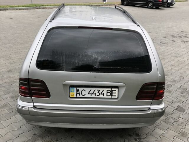Сірий Мерседес Е-Клас, об'ємом двигуна 3.2 л та пробігом 3 тис. км за 3000 $, фото 4 на Automoto.ua
