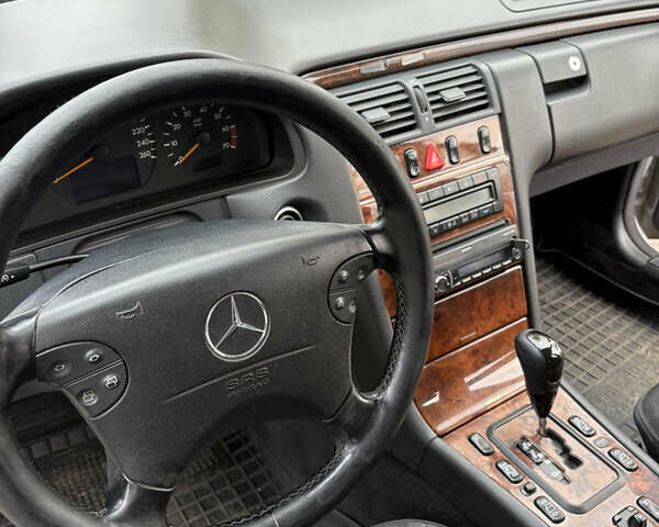 Серый Мерседес Е-Класс, объемом двигателя 2 л и пробегом 511 тыс. км за 3899 $, фото 21 на Automoto.ua