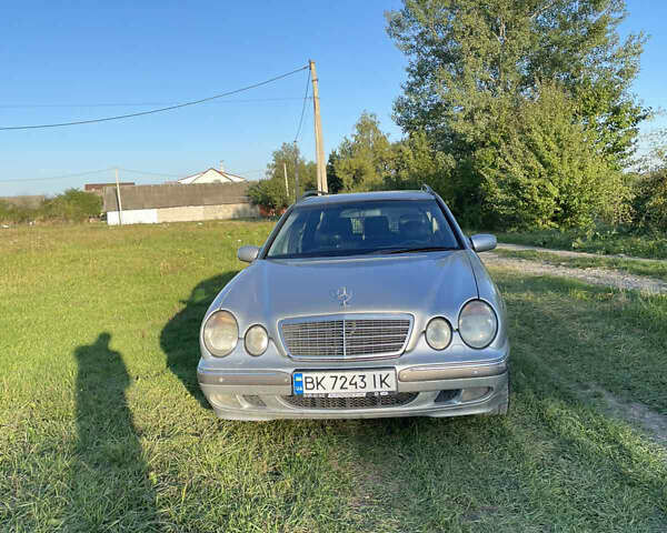 Сірий Мерседес Е-Клас, об'ємом двигуна 2.7 л та пробігом 525 тис. км за 4650 $, фото 16 на Automoto.ua