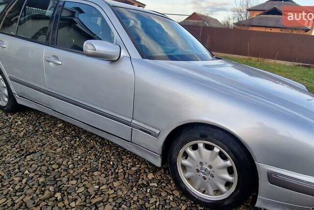 Серый Мерседес Е-Класс, объемом двигателя 2.7 л и пробегом 532 тыс. км за 4750 $, фото 1 на Automoto.ua