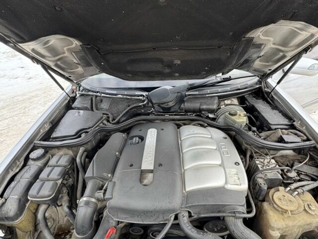 Серый Мерседес Е-Класс, объемом двигателя 2.1 л и пробегом 320 тыс. км за 3000 $, фото 7 на Automoto.ua