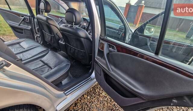 Серый Мерседес Е-Класс, объемом двигателя 2.7 л и пробегом 532 тыс. км за 4300 $, фото 11 на Automoto.ua