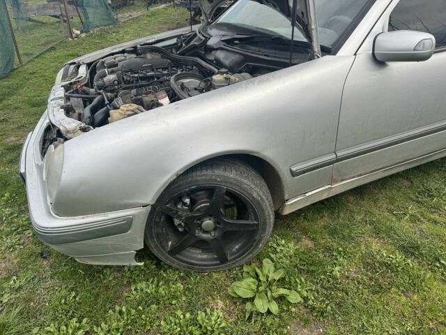 Сірий Мерседес Е-Клас, об'ємом двигуна 2.7 л та пробігом 350 тис. км за 2550 $, фото 5 на Automoto.ua